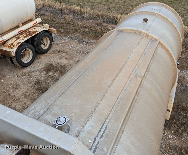 image for item LP9108 1981 Polar  tank trailer