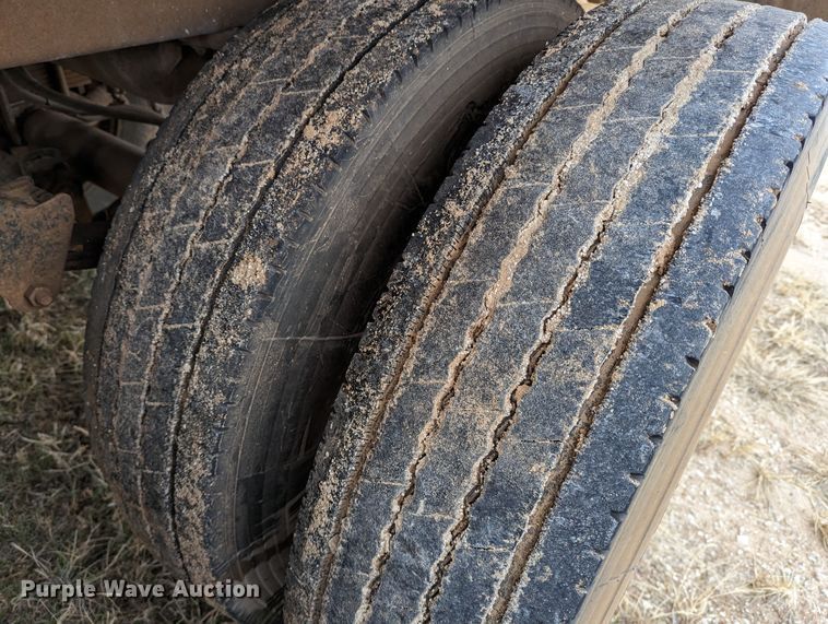 image for item LP9108 1981 Polar  tank trailer