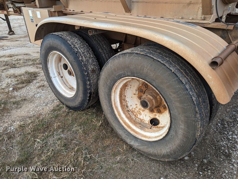 image for item LP9108 1981 Polar  tank trailer