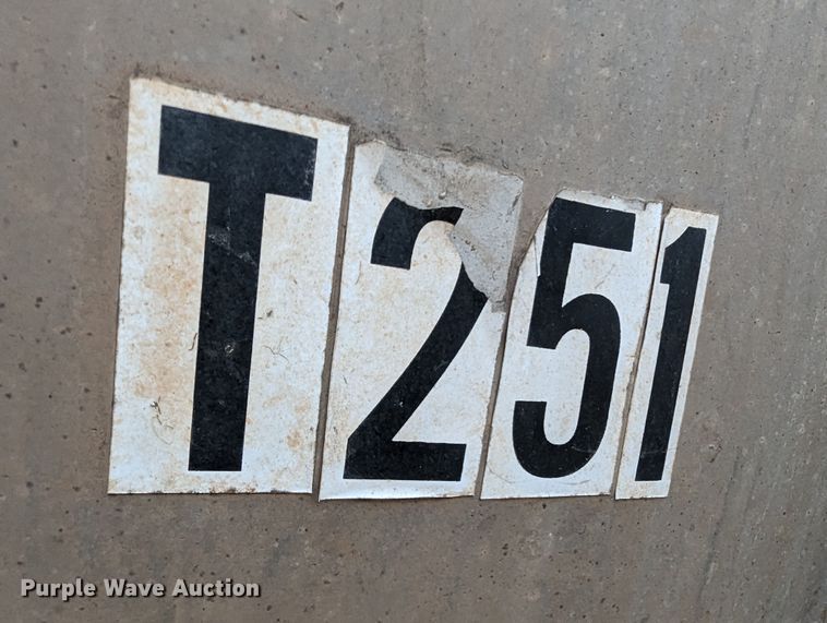 image for item LP9108 1981 Polar  tank trailer