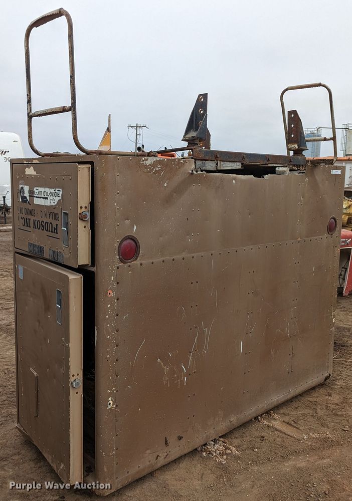 image for item LP9128 36" sleeper