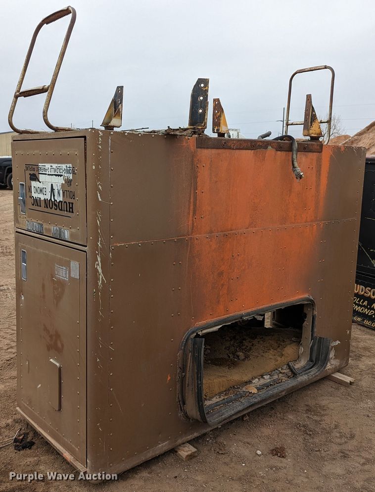 image for item LP9128 36" sleeper