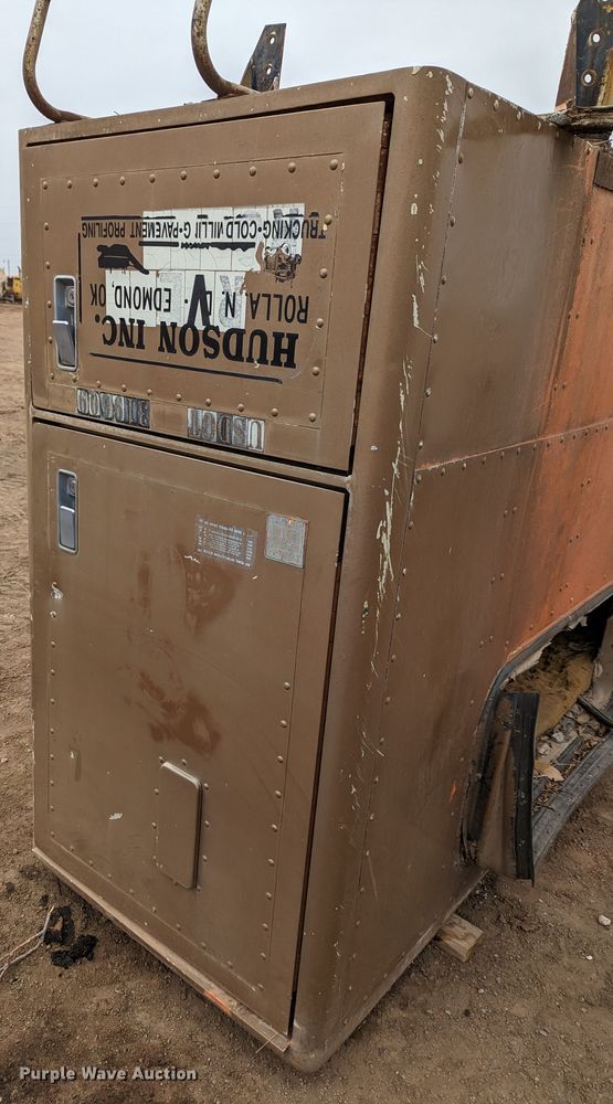 image for item LP9128 36" sleeper