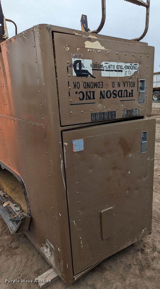 image for item LP9128 36" sleeper