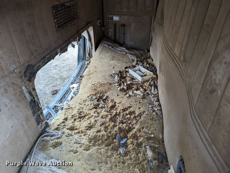 image for item LP9128 36" sleeper