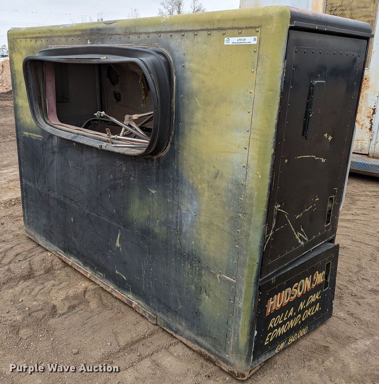 image for item LP9129 36" sleeper