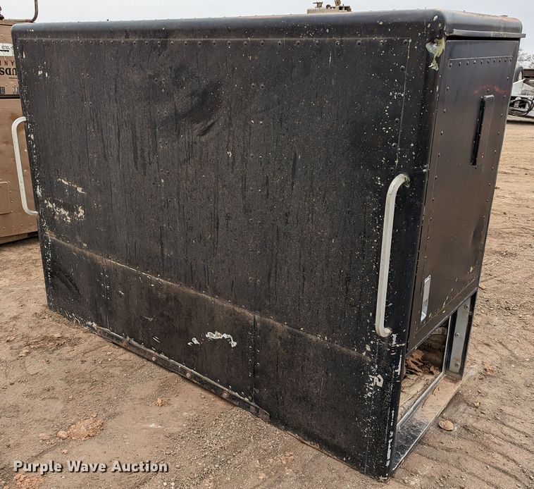 image for item LP9129 36" sleeper