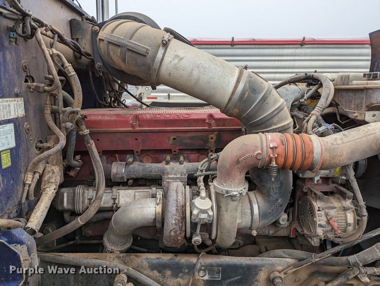 image for item LP9139 2008 Peterbilt 386  semi truck