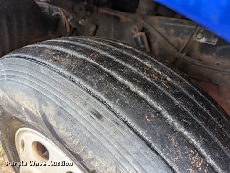 image for item LP9139 2008 Peterbilt 386  semi truck