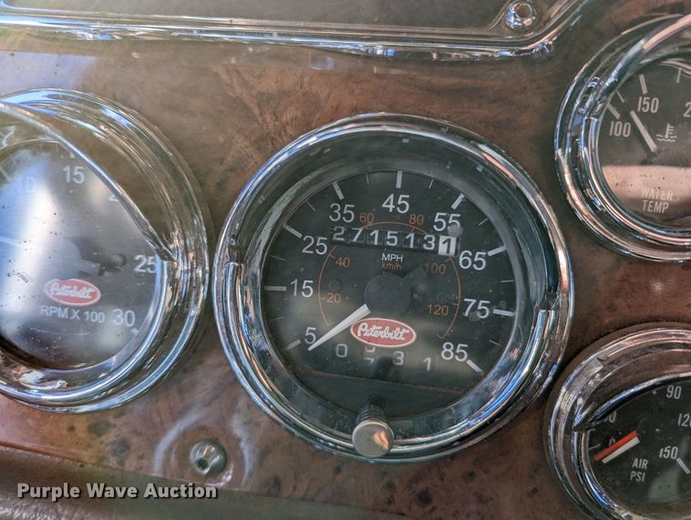 image for item LP9148 2006 Peterbilt 379  semi truck