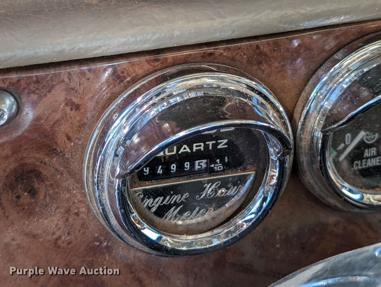 image for item LP9148 2006 Peterbilt 379  semi truck