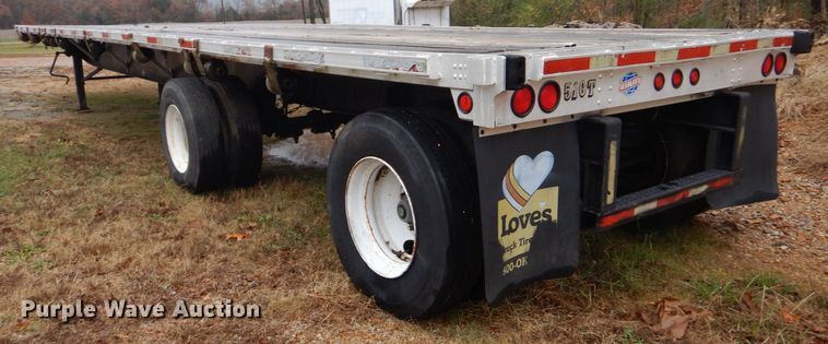 image for item LT9010 1998 Utility FS2CHA  flatbed trailer