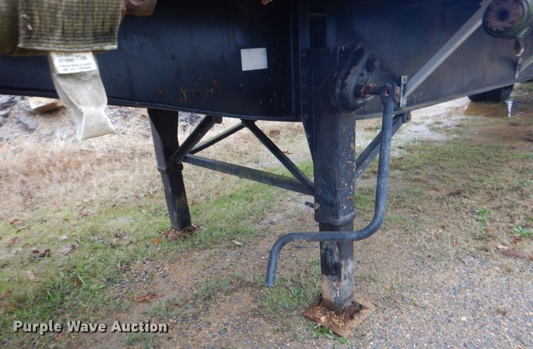 image for item LT9010 1998 Utility FS2CHA  flatbed trailer