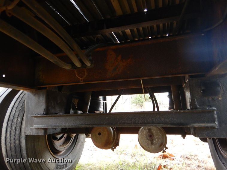 image for item LT9010 1998 Utility FS2CHA  flatbed trailer