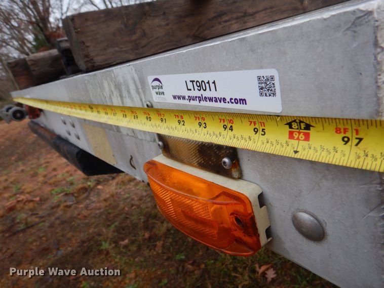 image for item LT9011 1999 Transcraft Eagle  flatbed trailer