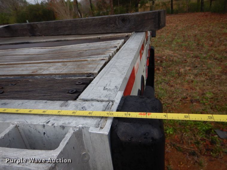 image for item LT9011 1999 Transcraft Eagle  flatbed trailer