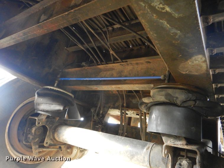 image for item LT9011 1999 Transcraft Eagle  flatbed trailer