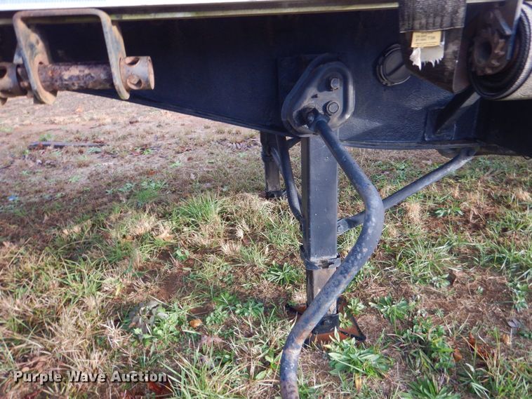 image for item LT9011 1999 Transcraft Eagle  flatbed trailer