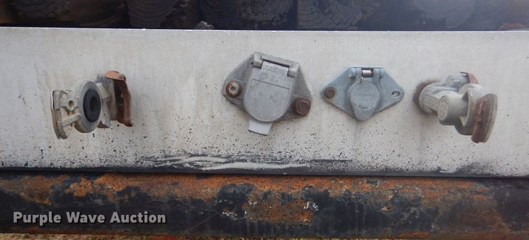 image for item LT9011 1999 Transcraft Eagle  flatbed trailer