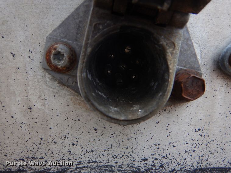 image for item LT9011 1999 Transcraft Eagle  flatbed trailer