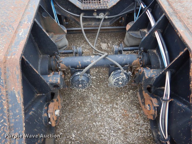 image for item LT9012 2007 Pitts LB55-24D  lowboy equipment trailer