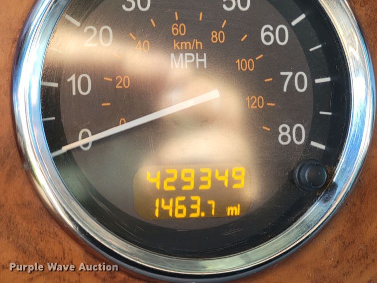 image for item ME9559 2008 Peterbilt 388 semi truck