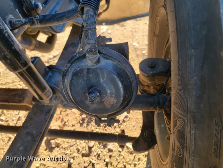 image for item ME9559 2008 Peterbilt 388 semi truck