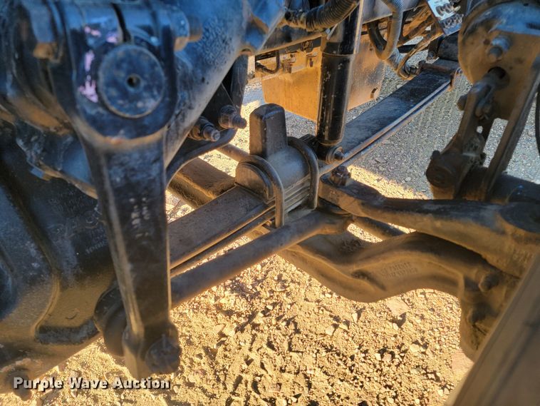 image for item ME9559 2008 Peterbilt 388 semi truck