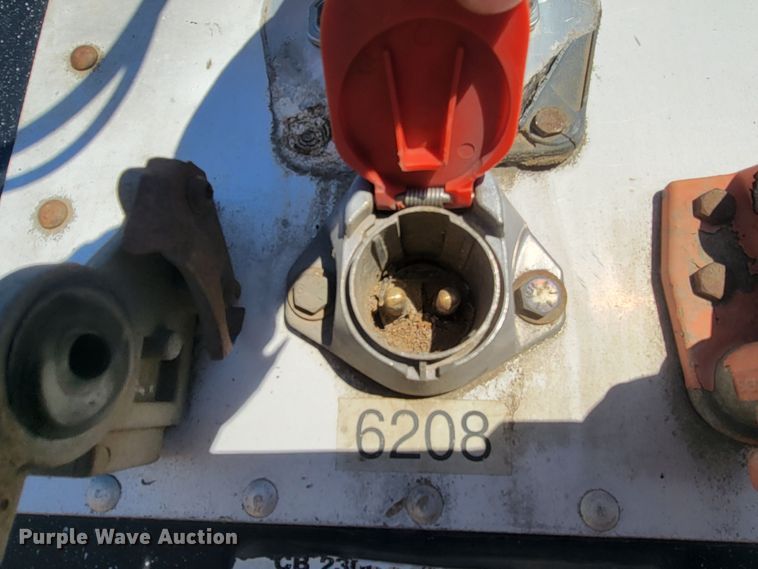 image for item ME9560 2008 Cornhusker grain trailer