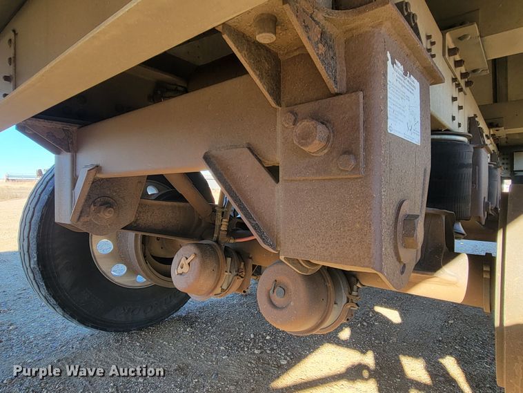 image for item ME9560 2008 Cornhusker grain trailer