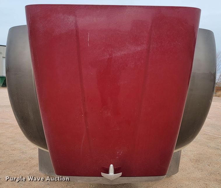 image for item ME9624 2011 Peterbilt 386 semi truck