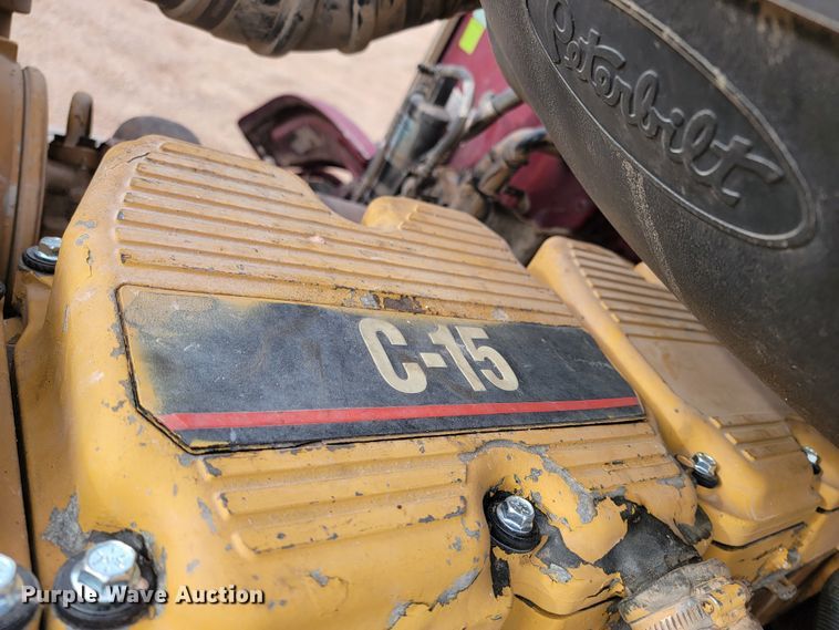 image for item ME9624 2011 Peterbilt 386 semi truck