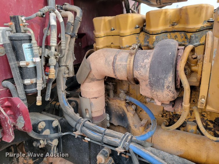 image for item ME9624 2011 Peterbilt 386 semi truck