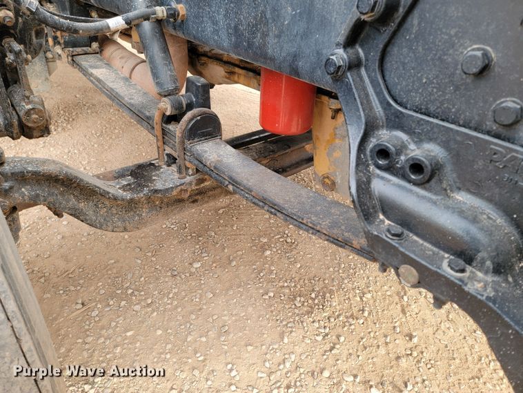 image for item ME9624 2011 Peterbilt 386 semi truck