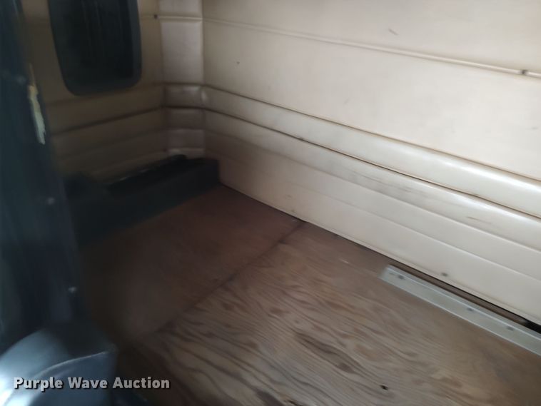 image for item MF9337 1990 Peterbilt 379  semi truck