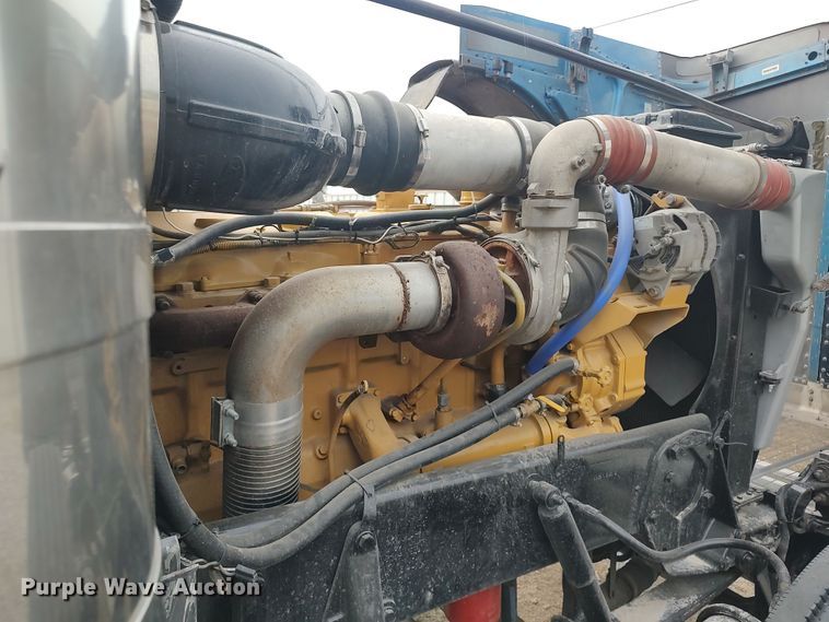 image for item MF9337 1990 Peterbilt 379  semi truck