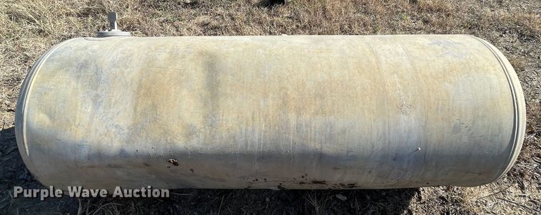 image for item MI9567 Peterbilt  fuel tank