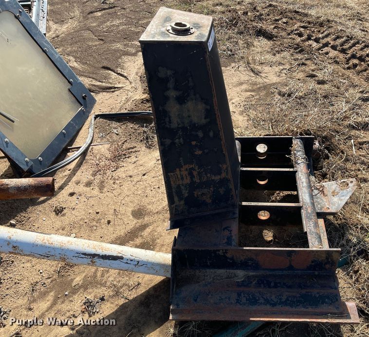 image for item MI9571 Heil HPT53  hydraulic tank