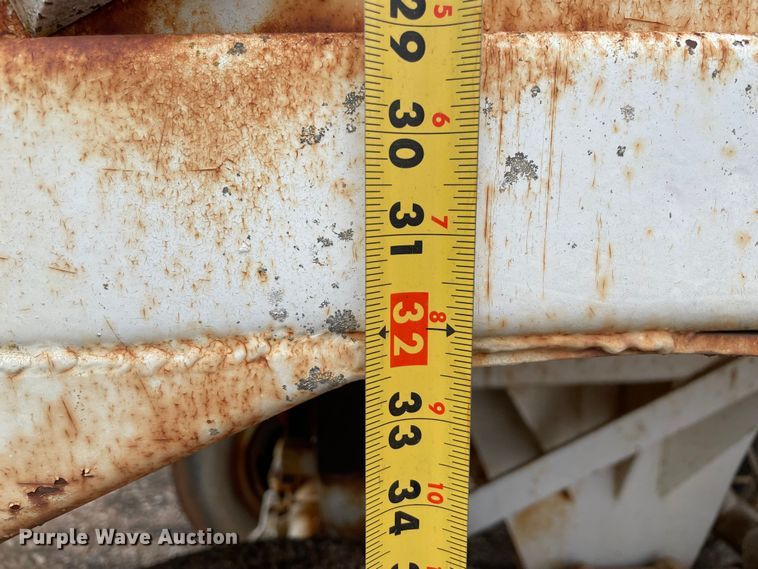 image for item MI9590 1968 Lufkin THD2  end dump trailer