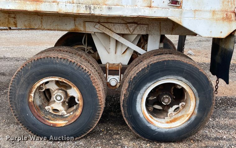 image for item MI9590 1968 Lufkin THD2  end dump trailer