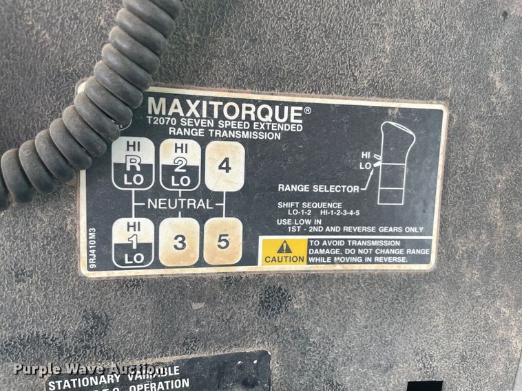 image for item MI9598 1997 Mack RD690S  semi truck