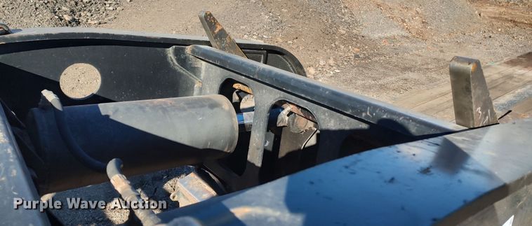 image for item MJ9278 2012 Fontaine Magnitude 55H  lowboy equipment trailer