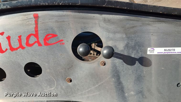 image for item MJ9278 2012 Fontaine Magnitude 55H  lowboy equipment trailer