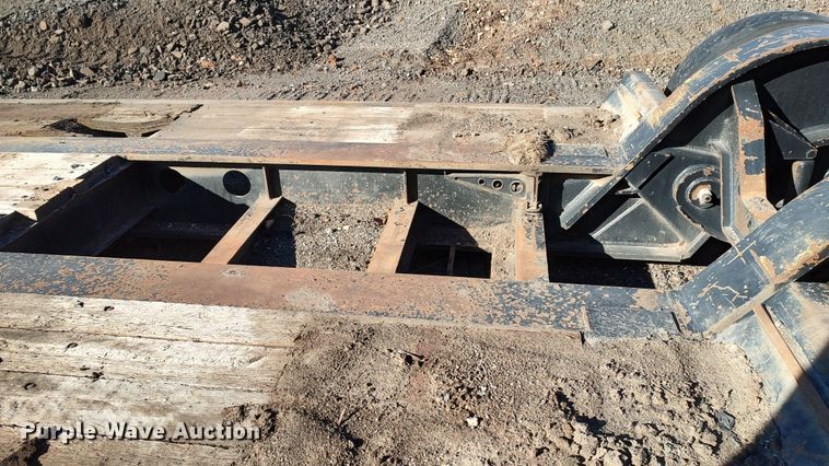 image for item MJ9278 2012 Fontaine Magnitude 55H  lowboy equipment trailer