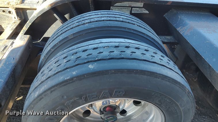 image for item MJ9278 2012 Fontaine Magnitude 55H  lowboy equipment trailer