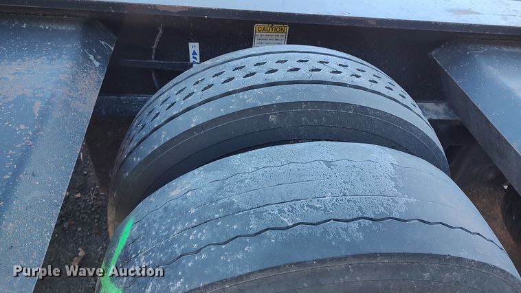 image for item MJ9278 2012 Fontaine Magnitude 55H  lowboy equipment trailer