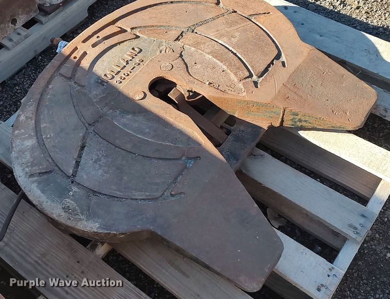 image for item MJ9287 (2) fifth wheel plates