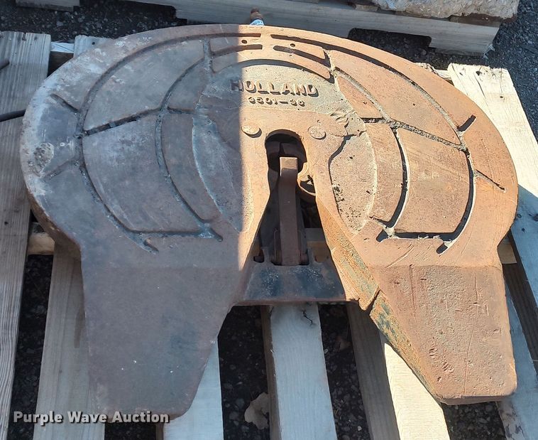 image for item MJ9287 (2) fifth wheel plates