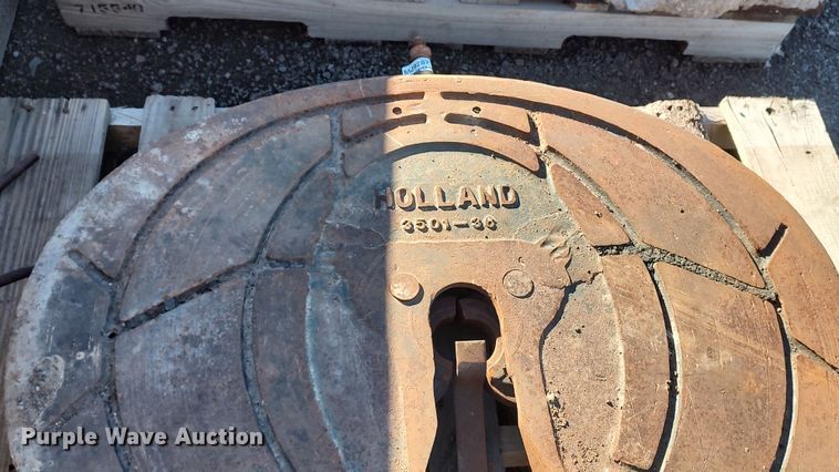 image for item MJ9287 (2) fifth wheel plates