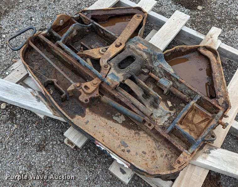 image for item MJ9287 (2) fifth wheel plates